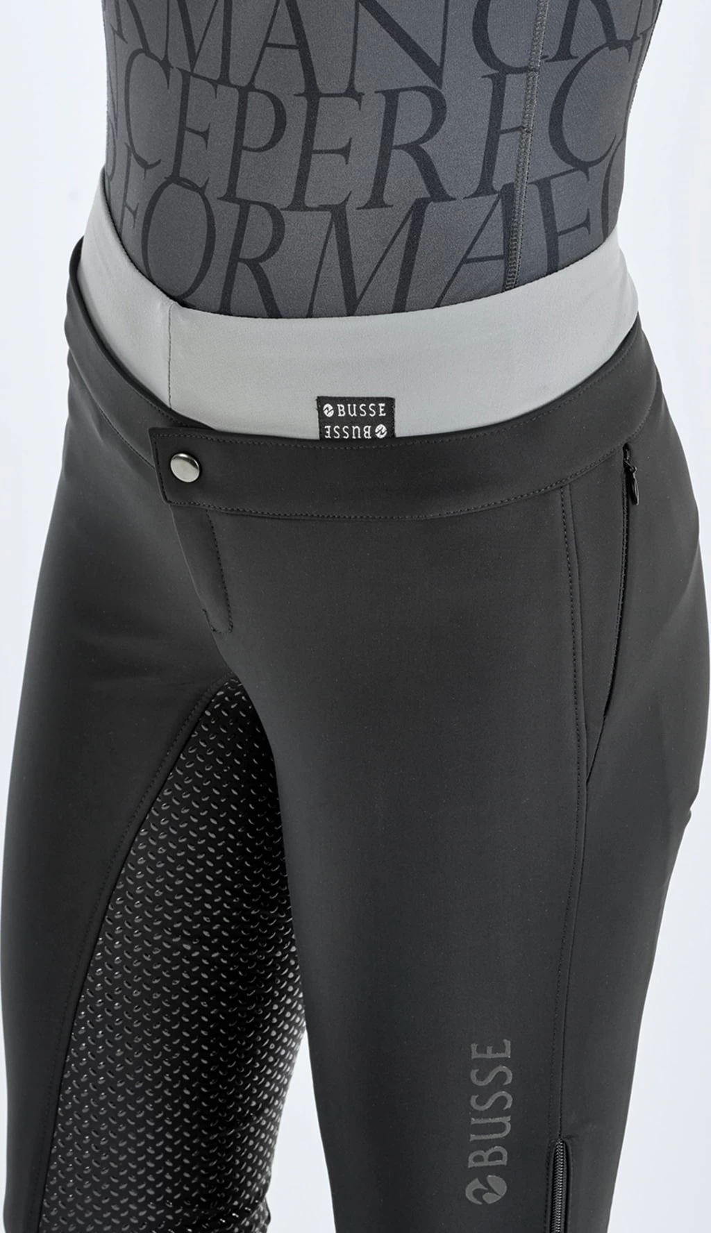 BUSSE Überzieh-Reithose Tindra Softshell Schwarz, 38 – Bild 6